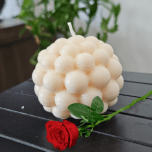 100g bubble-shaped soy wax candle with customizable fragrances like lavender, rose, and jasmine.