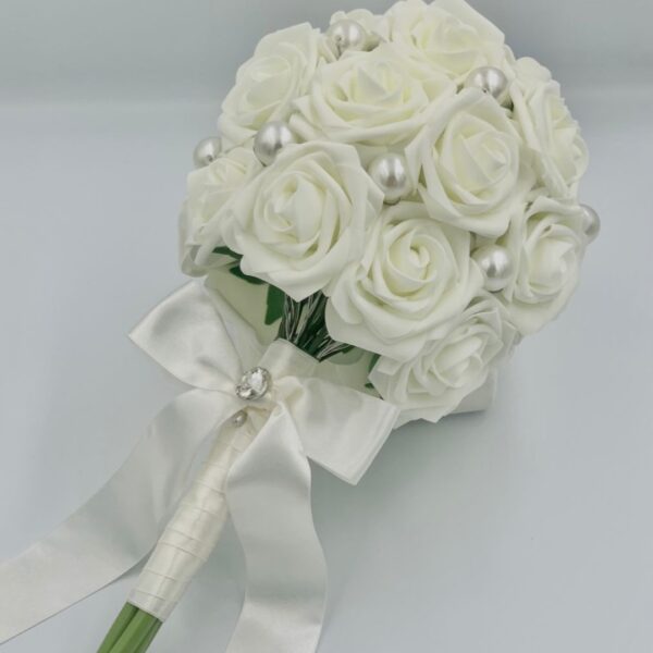 Ivory Wedding Bouquet with Pearls - Perfect for Brides and Bridesmaids