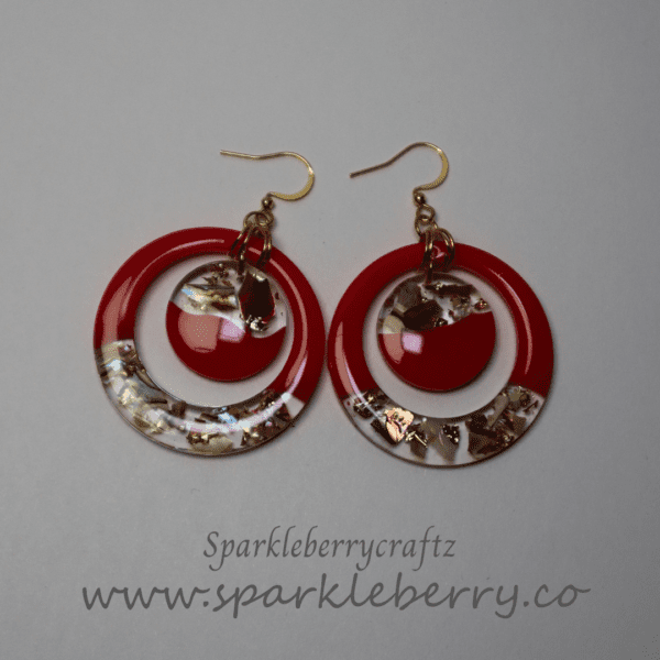 handmadeearrings, resinjewelry, hypoallergenicearrings, statementearrings, uaehandmade, sparkleberrycraftz