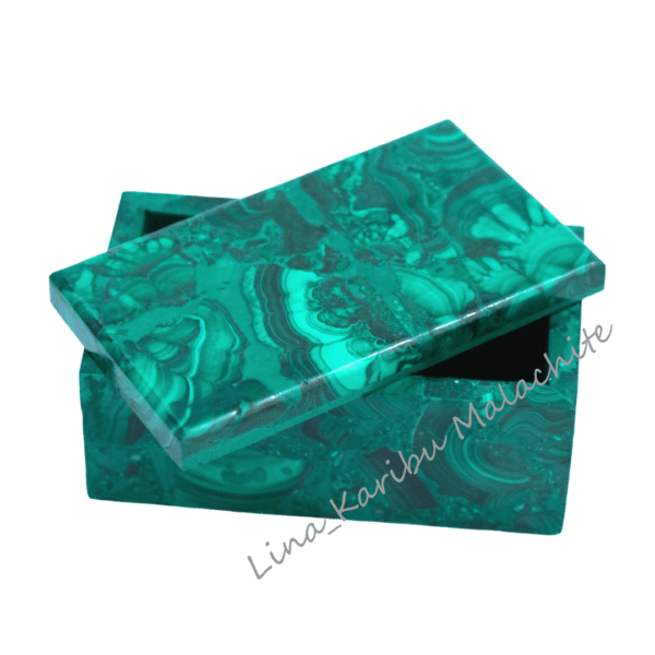 Handmade malachite jewelry box with lid, 9.5 cm x 4.5 cm, deep green with natural swirls. A luxury gift and keepsake from the Democratic Republic of the Congo.